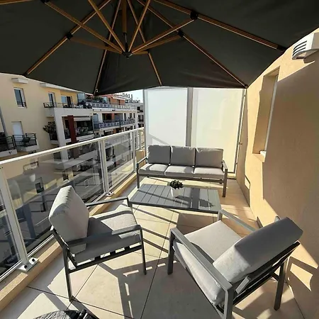 Apartment Les Terrasses D'antibes - 2br Duplex With Terrace Antibes